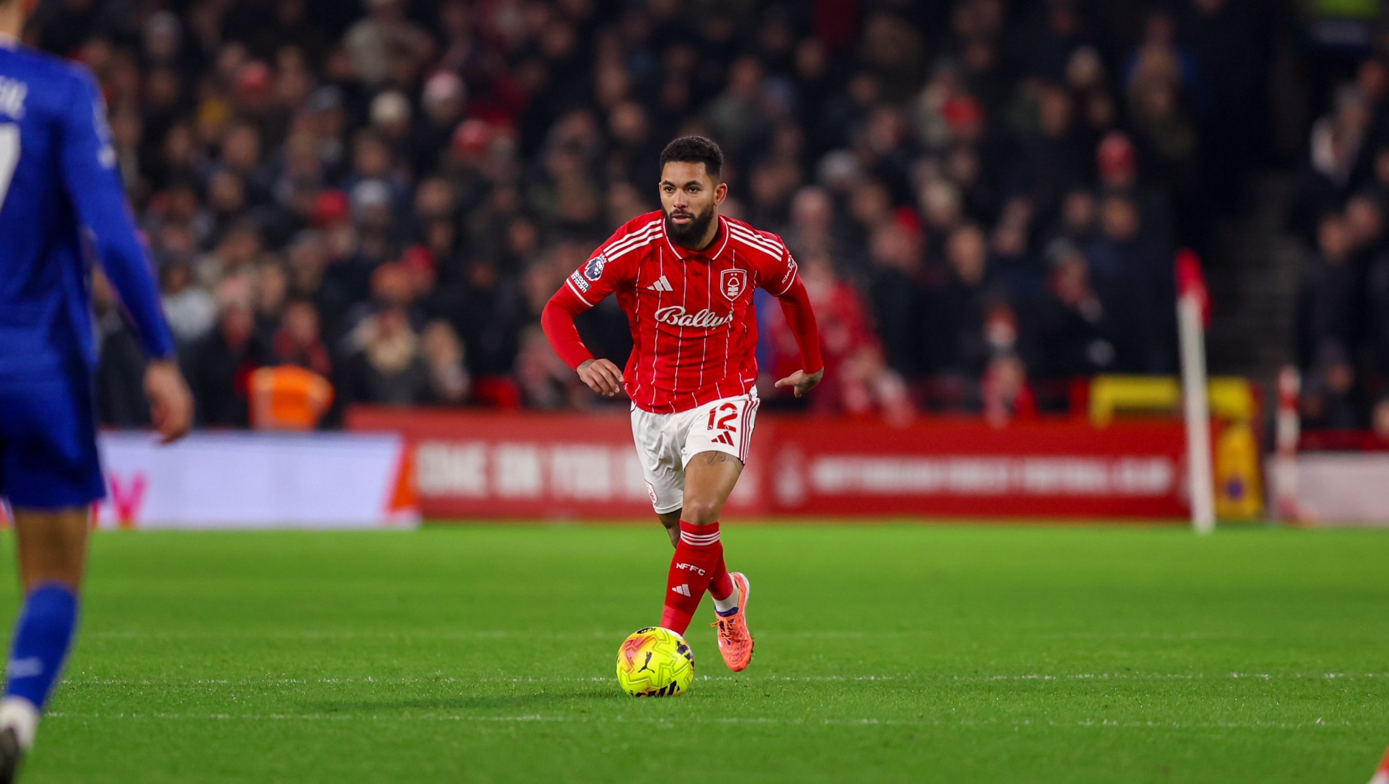 开云平台-BBC：切尔西也对道格拉斯·路易斯感兴趣，但球员更倾向于去维拉