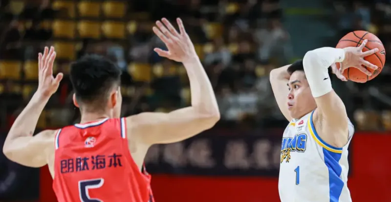开云体育平台app-媒体人：北京男篮末节有松懈，不过陈盈骏站出来稳住了