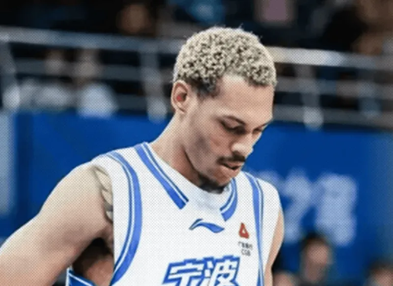 开云App-媒体人：能理解宁波，贝兹利推搡队友&amp;amp;跟教练对骂的确不妥